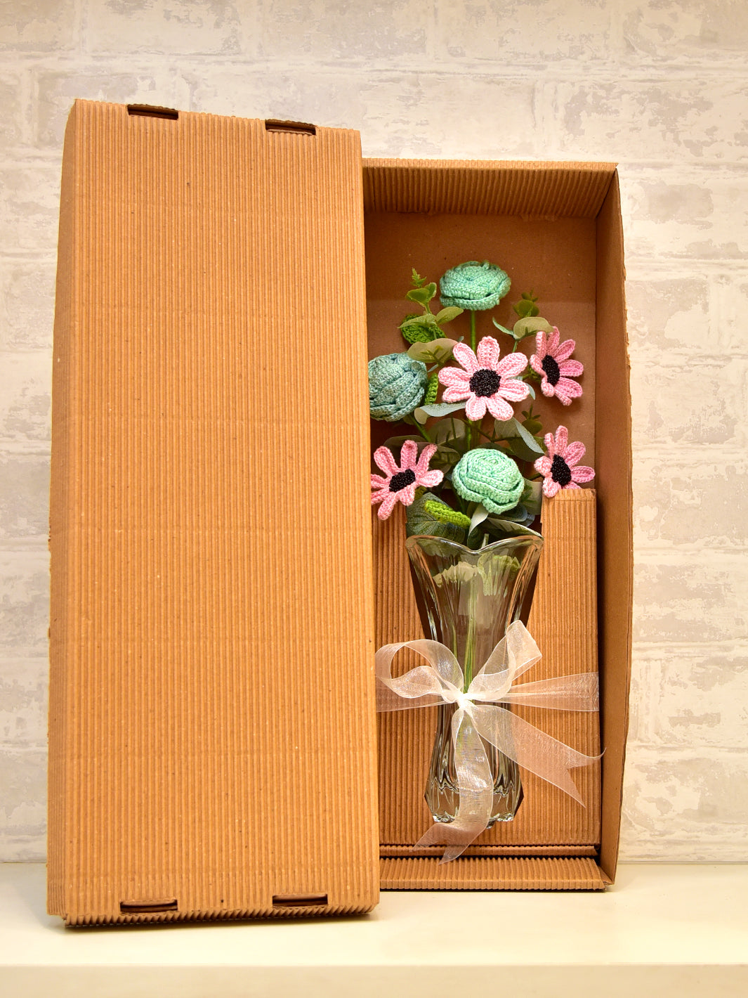 Daisy Rose Crochet Bouquet