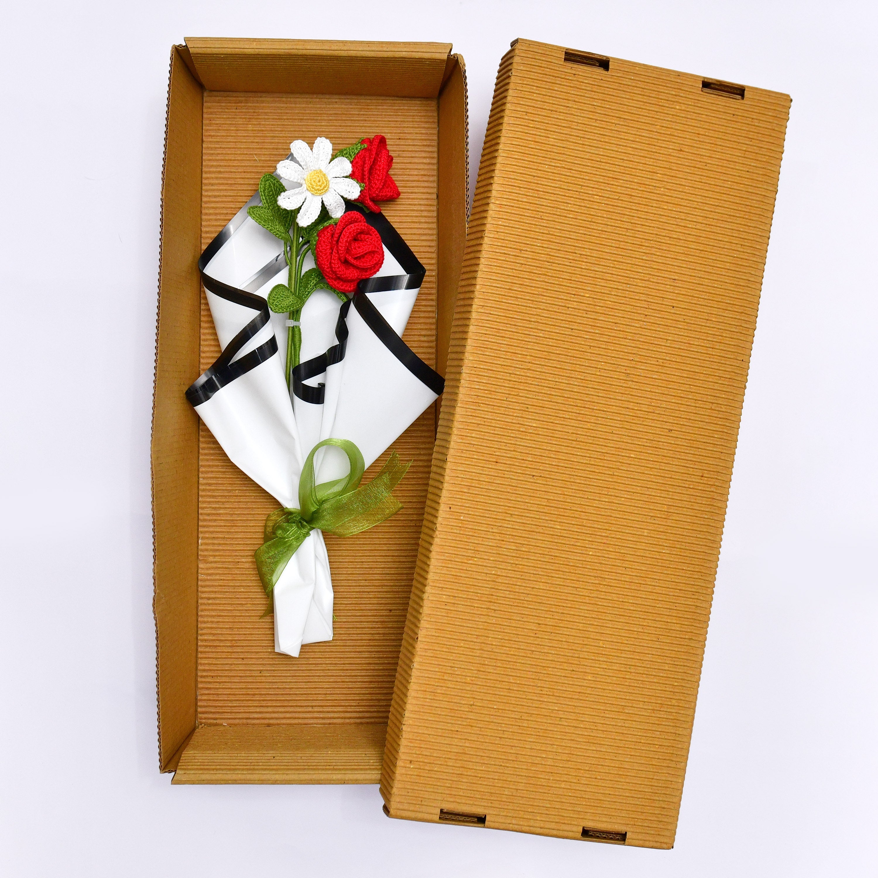 Rose Daisy Crochet Bouquet